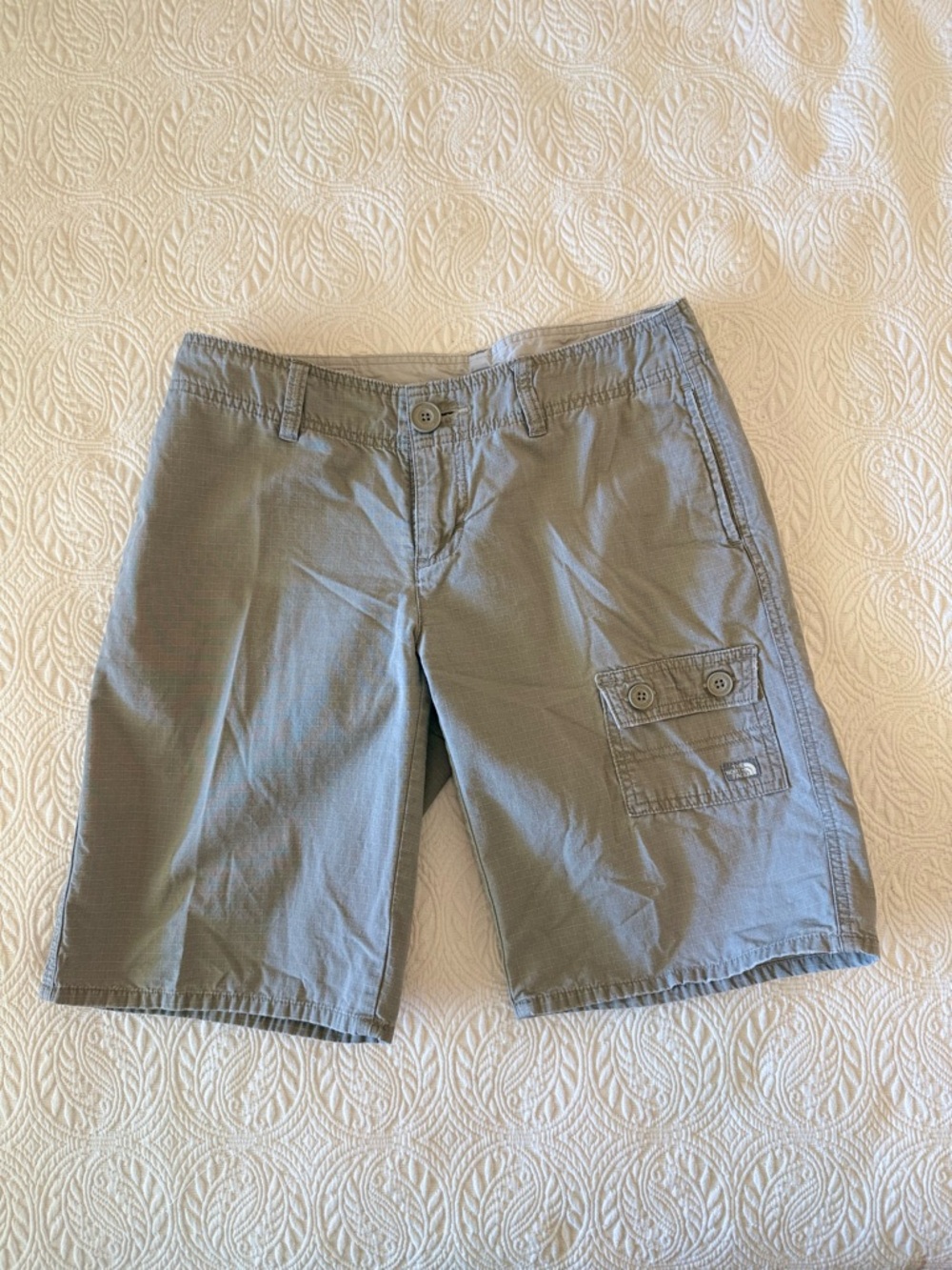 The North Face Womens Cargo Shorts 100% Cotton Dark Greenish Grayish Khaki
